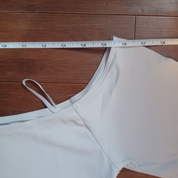 Babaton Contour off-shoulder bodysuit - Picture 13 of 14
